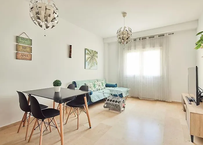 El Palmeral Ha Free Parking * カディス