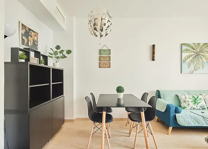 El Palmeral Ha Free Parking