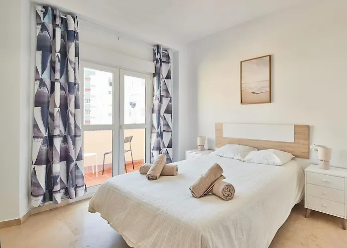 El Palmeral Ha Free Parking Cadiz