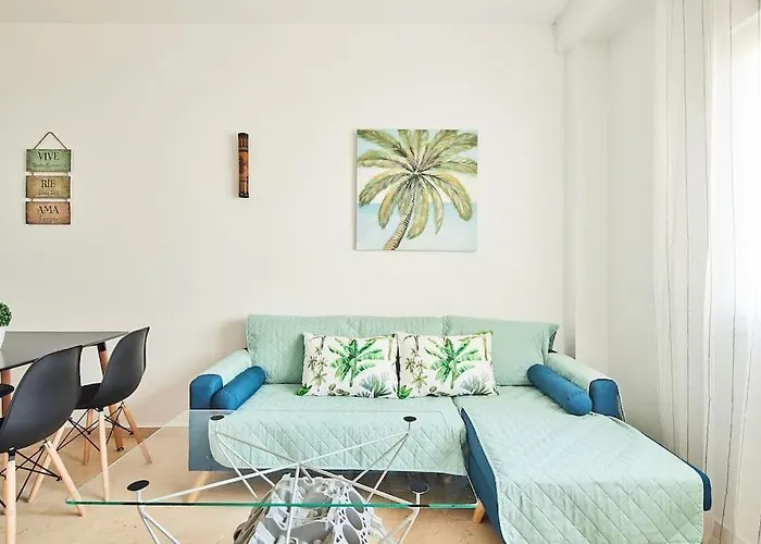 El Palmeral Ha Free Parking Cadiz